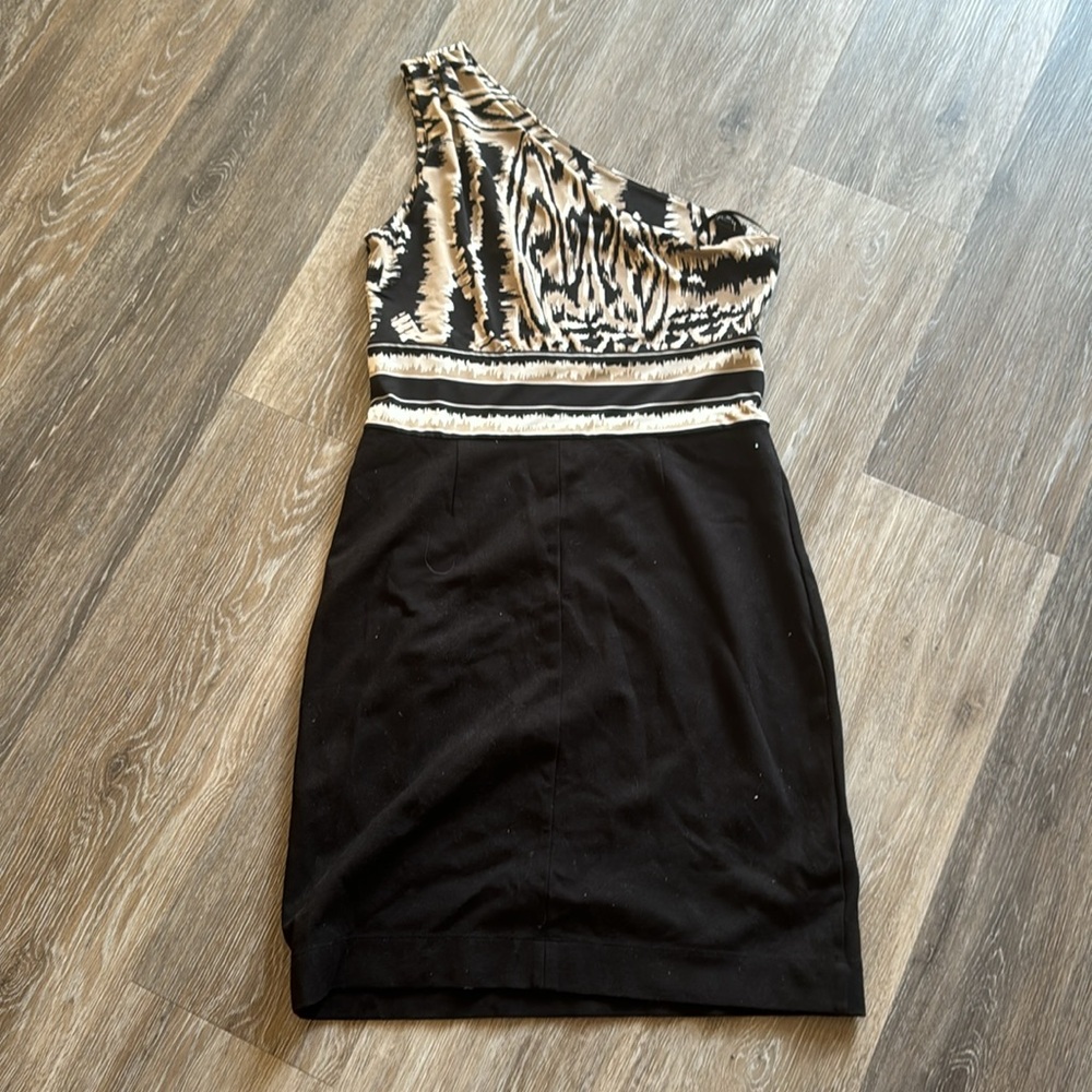 BCBGMaxazaria one shoulder black tan a bodycon mini cocktail stretch dress S - Picture 7 of 7